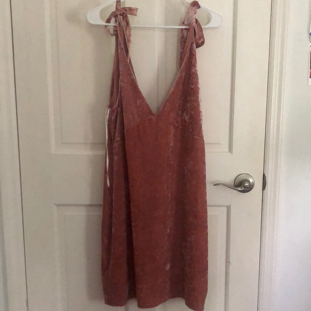 Velvet pink dress